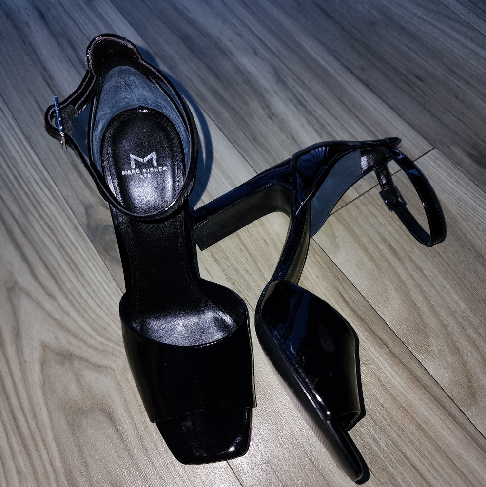 Marc Fisher Black Block Heel Sandals
